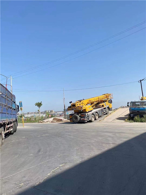 长丰县25吨吊车的租赁价格大概是多少？